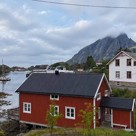 Smivolden Rorbu, Authentic Lofoten *